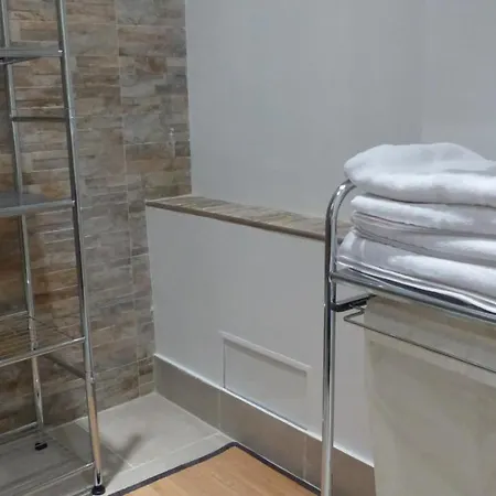 Mistral Apartment *
